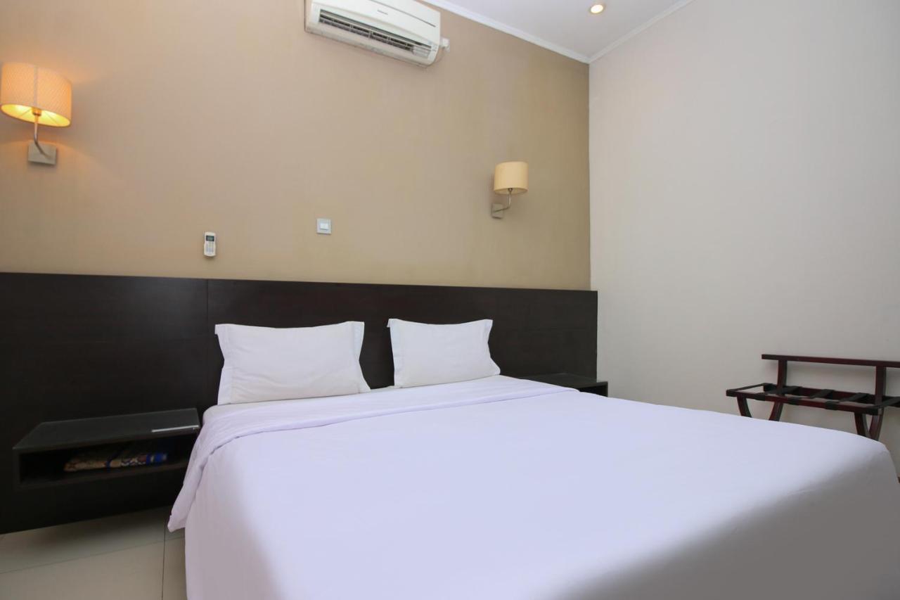 Sky Hotel Buah Batu 1 Bandung Bagian luar foto