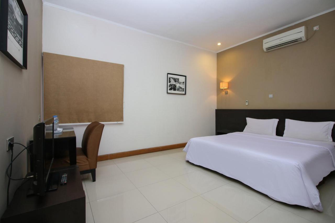 Sky Hotel Buah Batu 1 Bandung Bagian luar foto