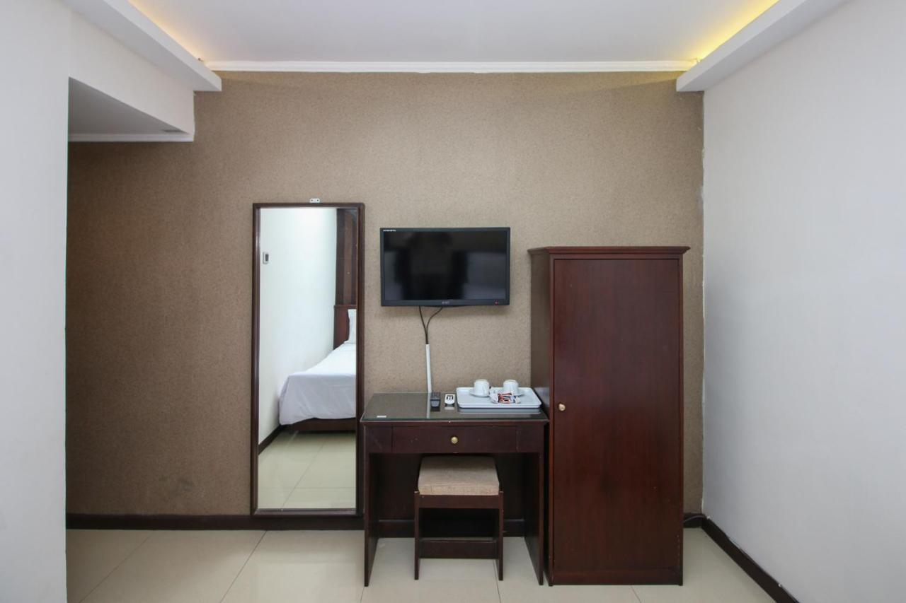 Sky Hotel Buah Batu 1 Bandung Bagian luar foto