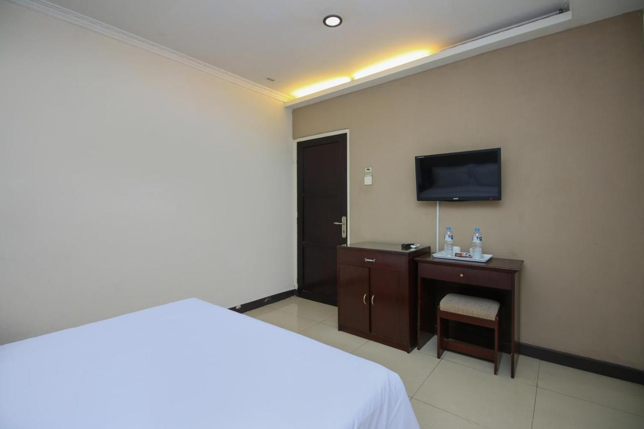 Sky Hotel Buah Batu 1 Bandung Bagian luar foto